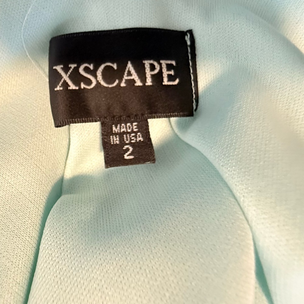 Xscape Green Halter Maxi Dress for Wedding Guest - Picture 6 of 8